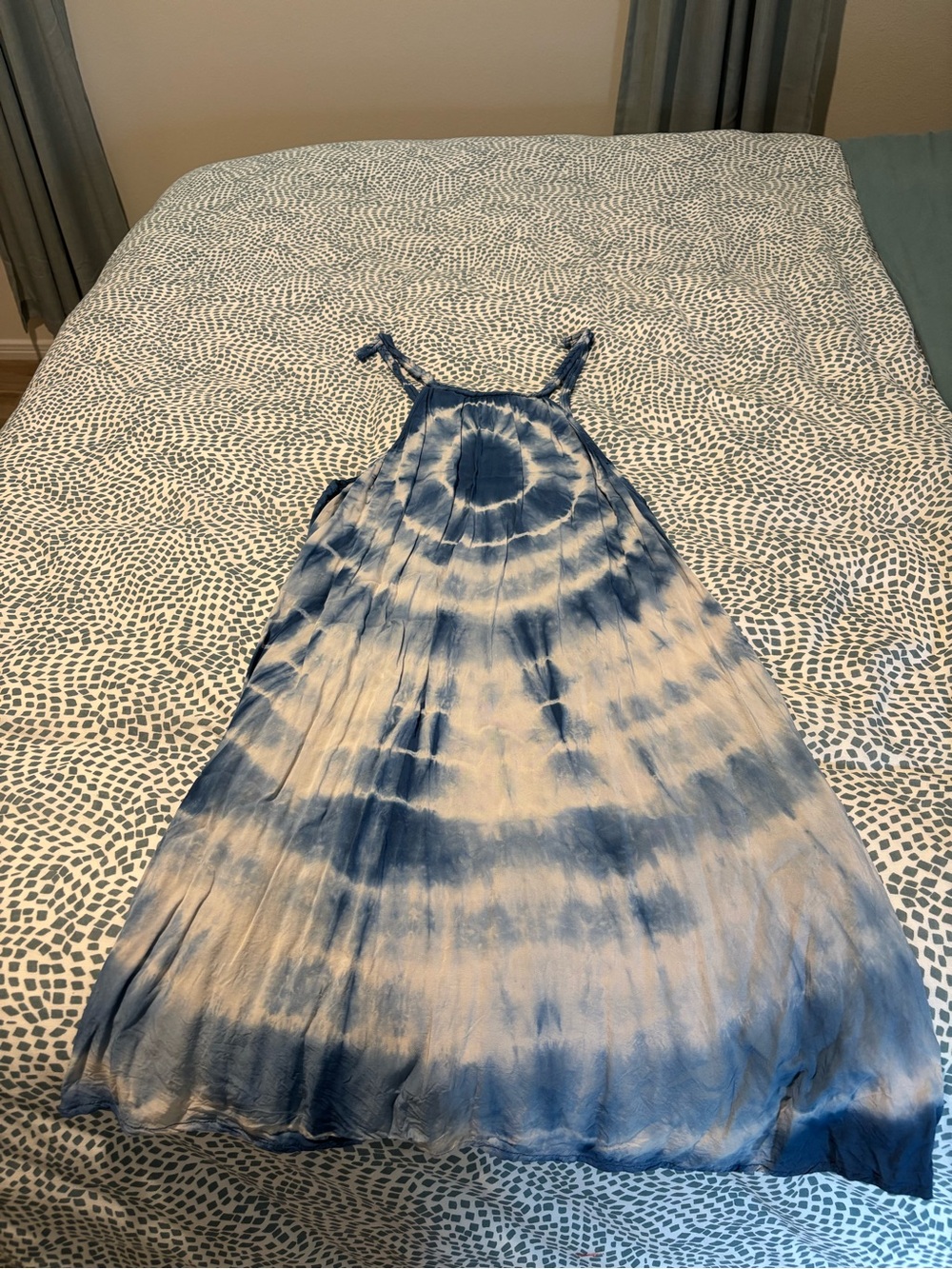 American Eagle Outfitters Blue Tie-Dye Maxi Dress